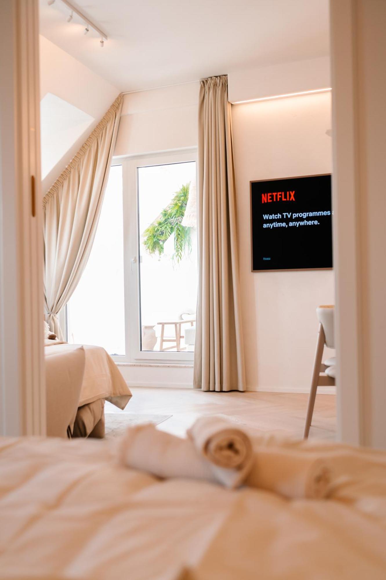 New Design Top-class Next To The Castle-free Parking-terrace Apartment Bratislava