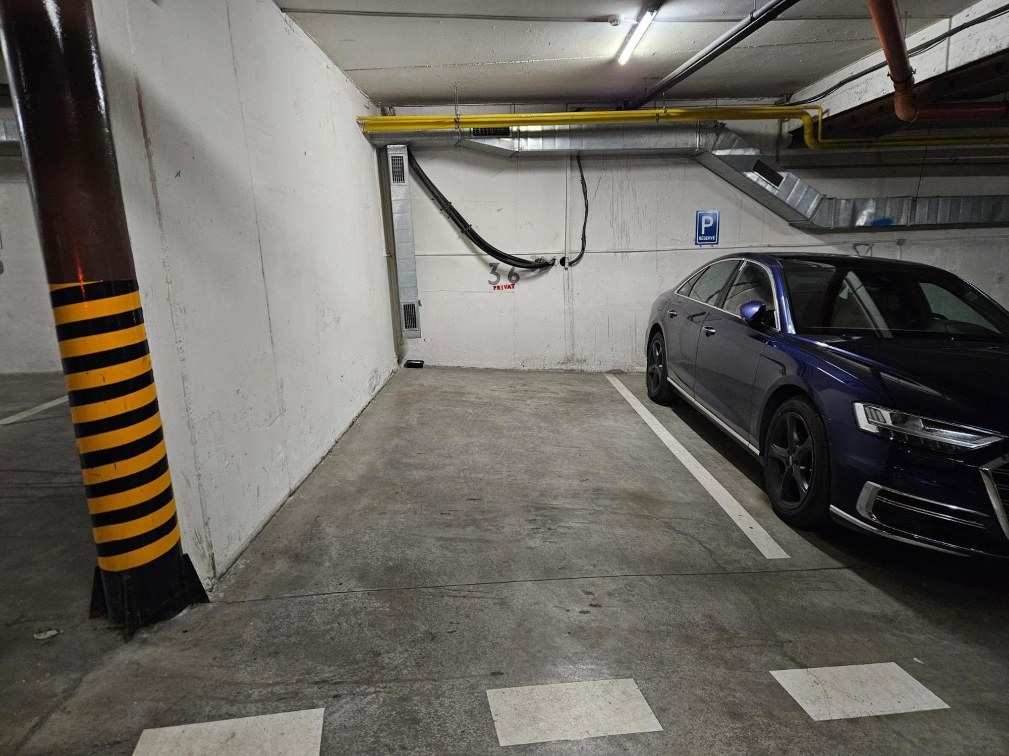 New Design Top-class Next To The Castle-free Parking-terrace Apartment Bratislava
